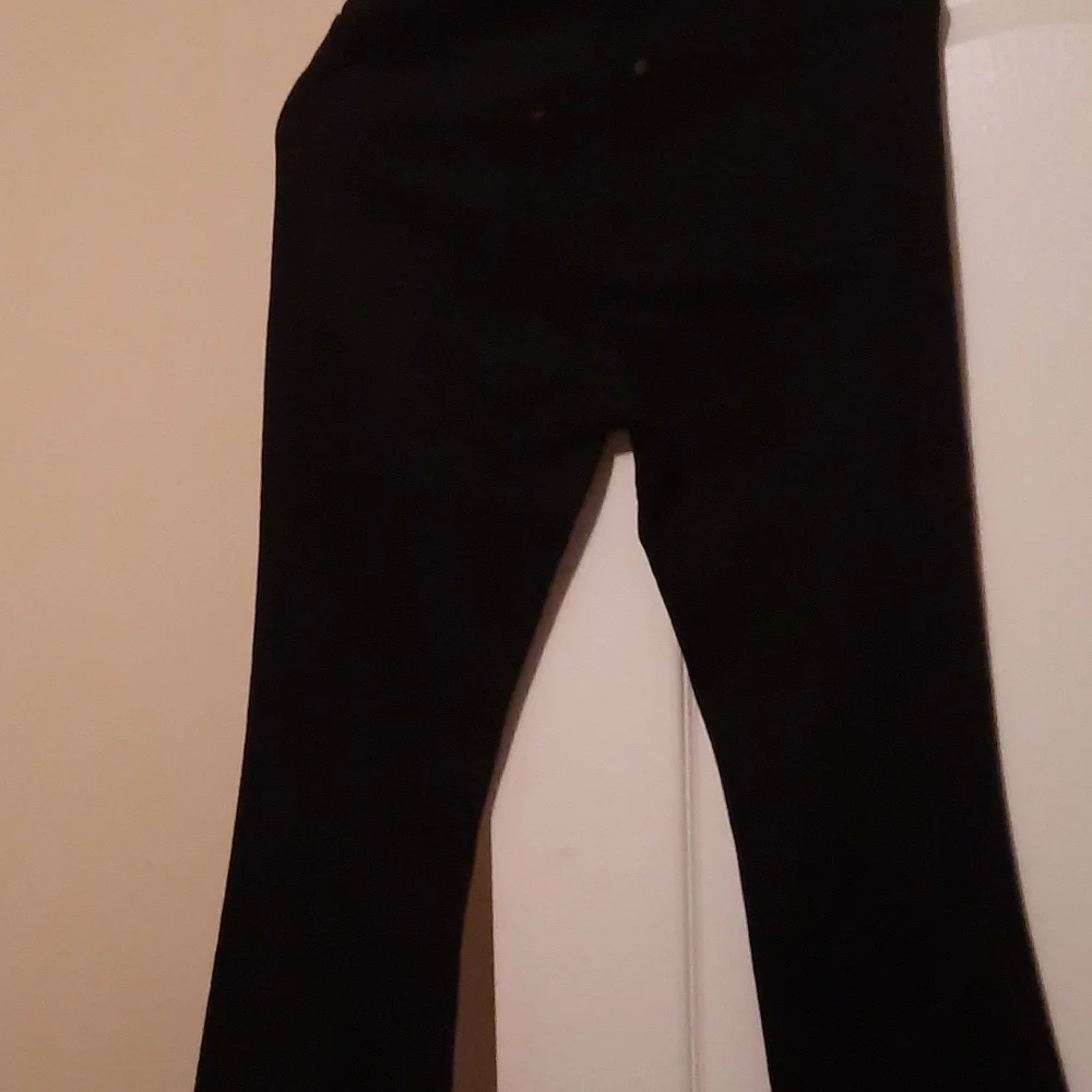 A pants - Picture 4 of 4